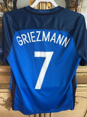 Maillot officiel et short de l’équipe de France 2016 AUTHENT