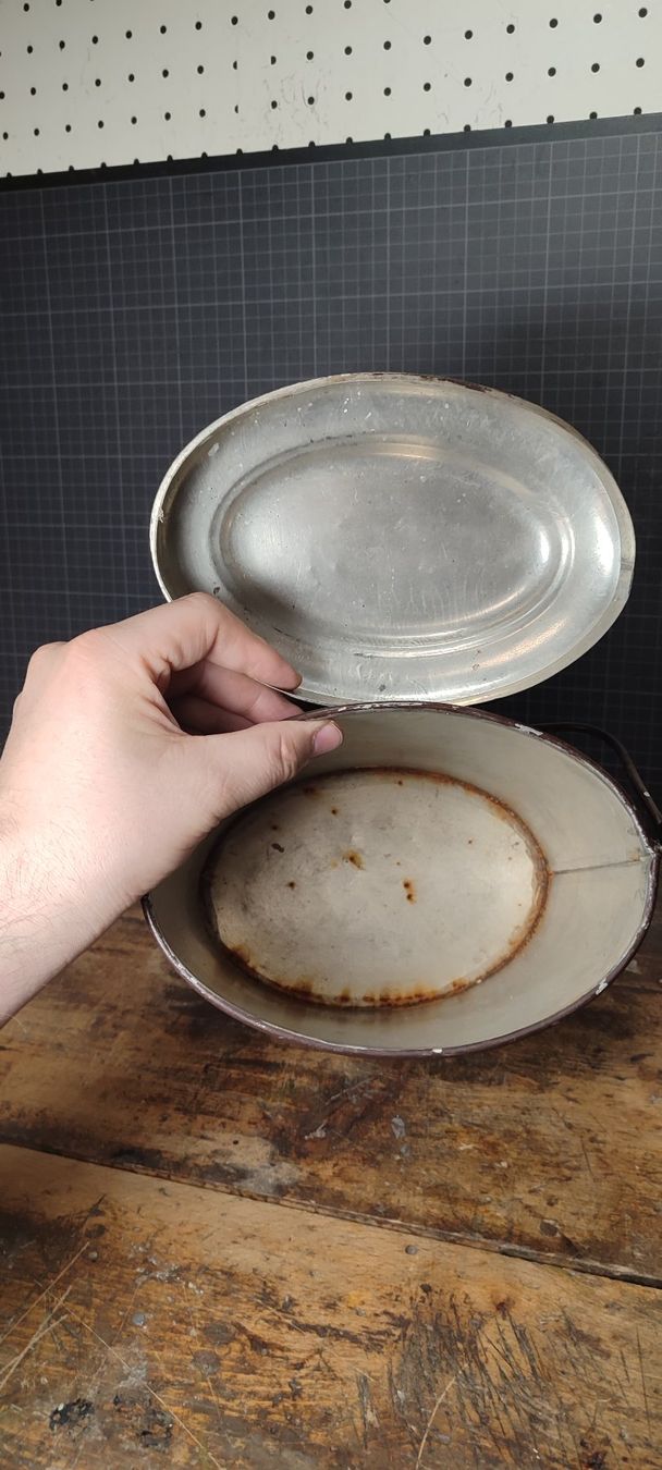 Dosen: Wunderschöne Blechdose Handbemalt Karaffe – Gebraucht aus Gelterkinden von MYSTOREFORYOU4460 4