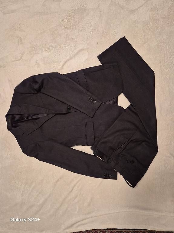 Cerruti Costumes: Abito uomo autunnale "Cerutti" – D'occasion à Davesco-Soragno par fla_d77h 1
