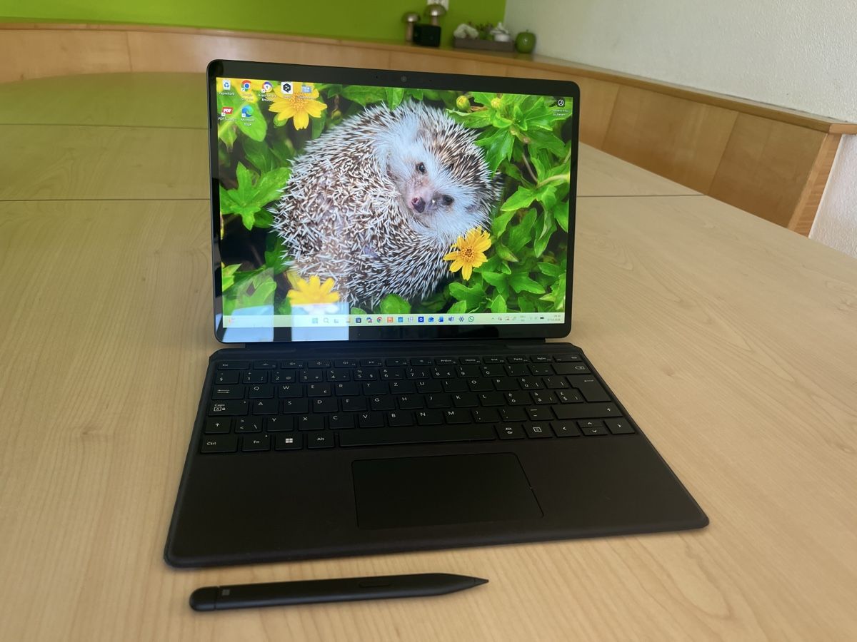 Microsoft Tablet PC: Microsoft Surface Pro 9 13” i5 8GB 256GB+Keyboard+Slimpen – Gebraucht aus Altstätten SG von Michelle1412 5