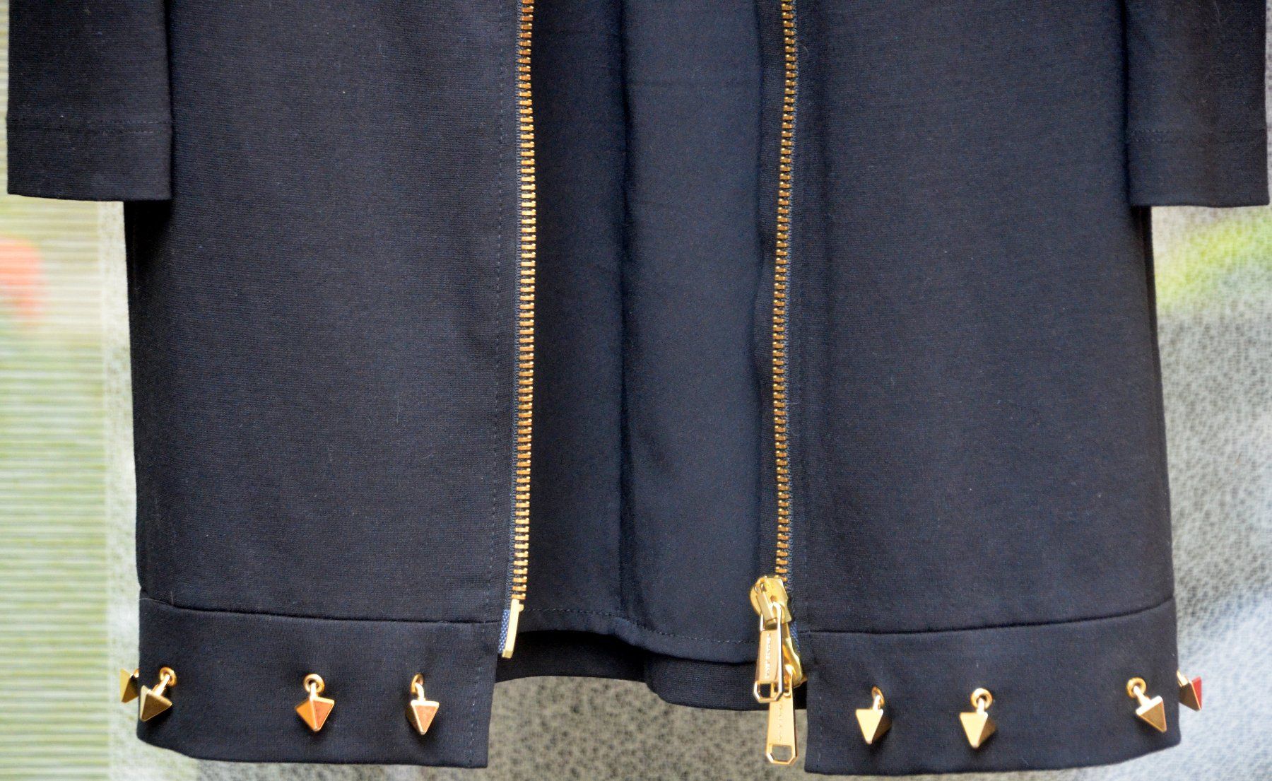 Versace Vestiti: Versace Jeans Kleid / robe S/M – Usato da Collonges venduto da arashee 2