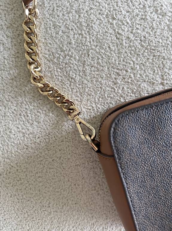 Borse da donna: Michael Kors bag  – Usato da Genève venduto da eka_c9sf 4