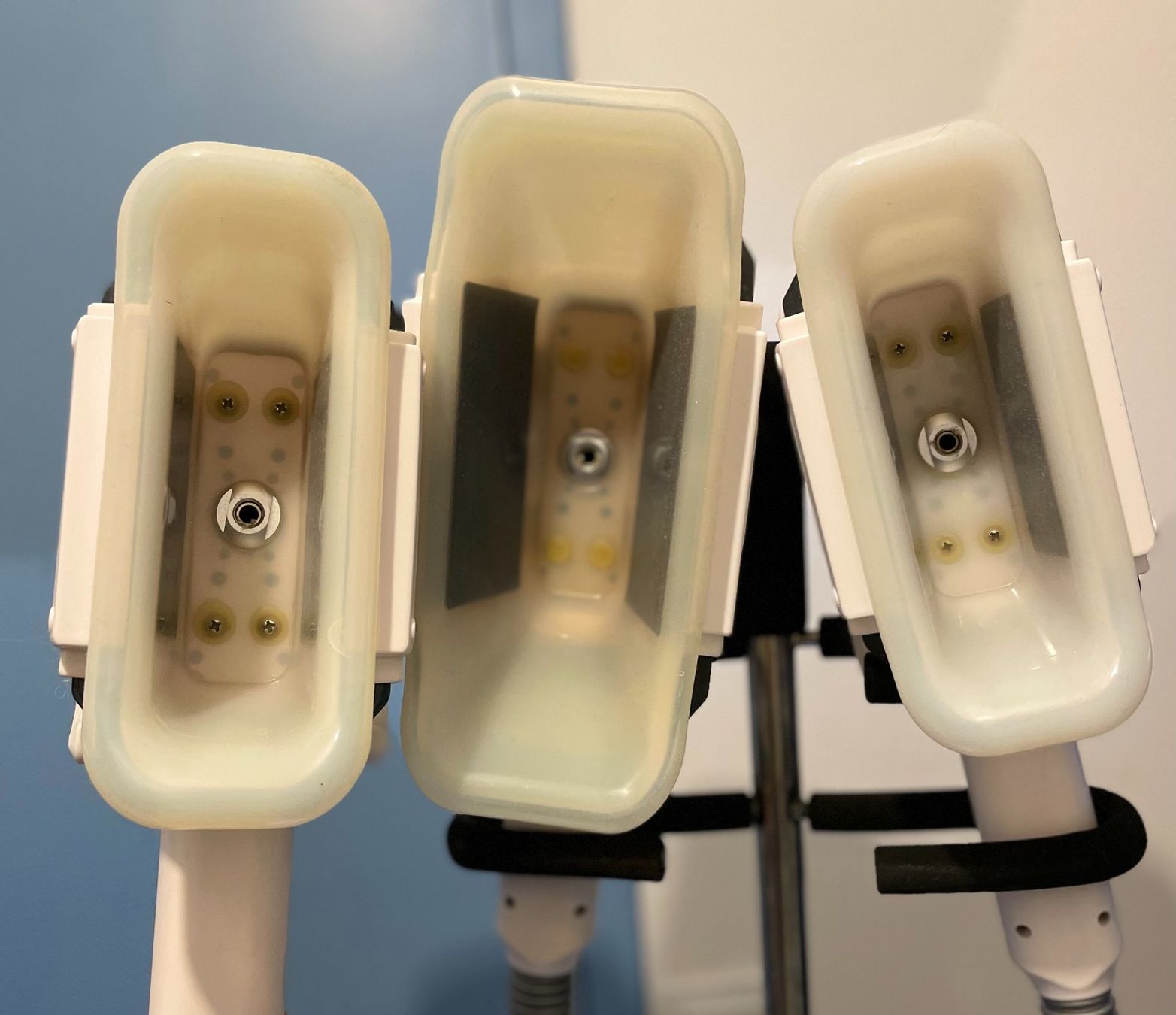Attrezzature mediche: Machine cryolipolyse professionnelle – Usato da Genève venduto da pil_m8m5 2