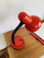 Lampe vintage laquée rouge, bel objet