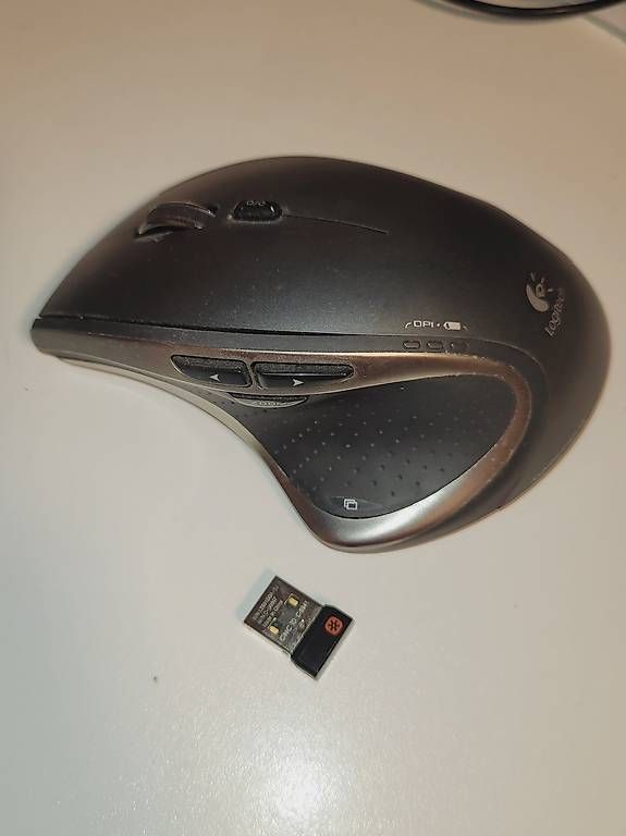 Souris: Logitech Performance MX Maus – D'occasion à Fräschels par garigagarin 2