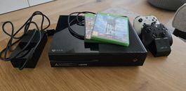 Xbox One - Black - 500GB - mit Games & Controller!