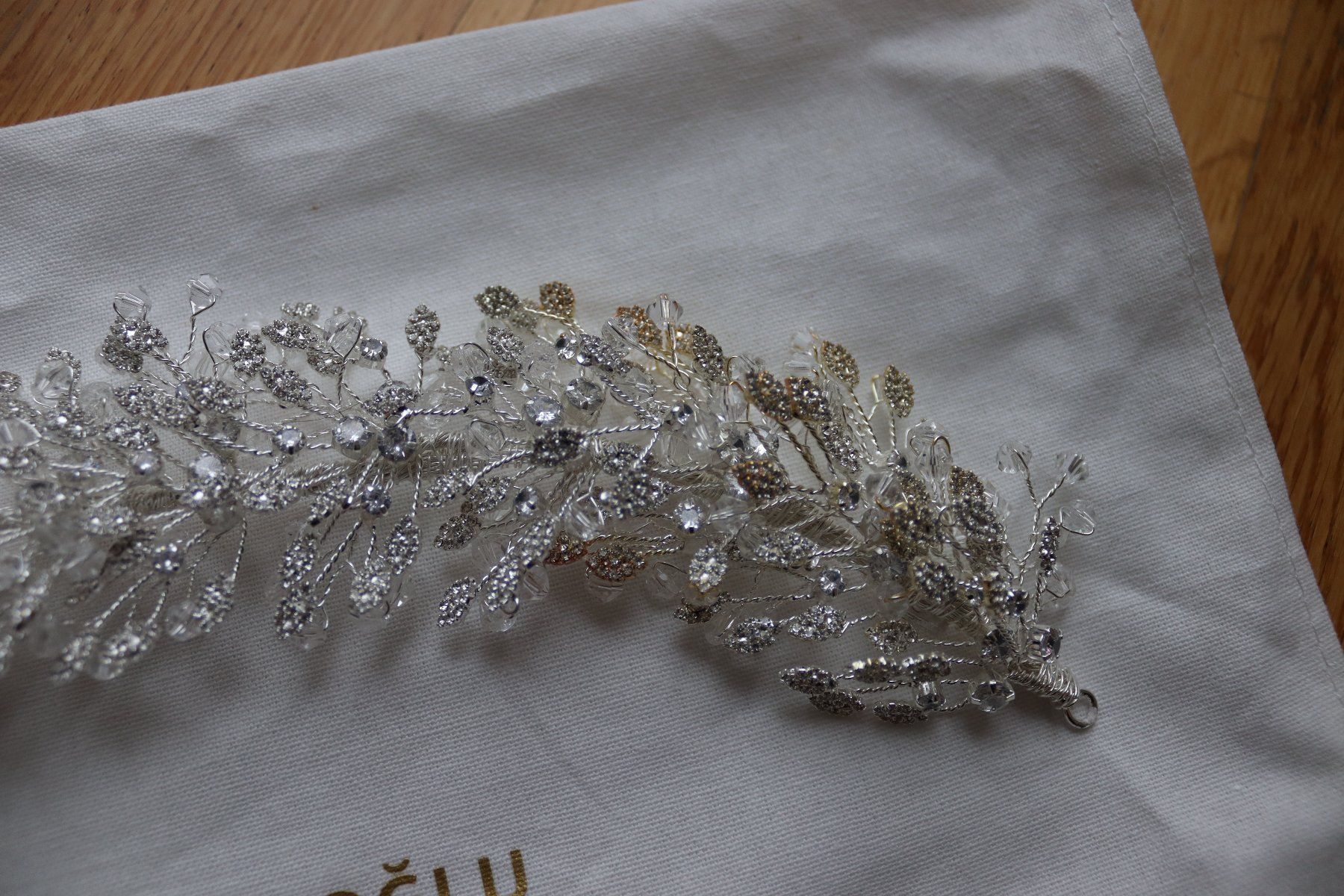 Accessori per capelli: Kopfschmuck Braut Hande Subasioglu – Nuovo (secondo la descrizione) da Dänikon ZH venduto da tug_m9b6 2