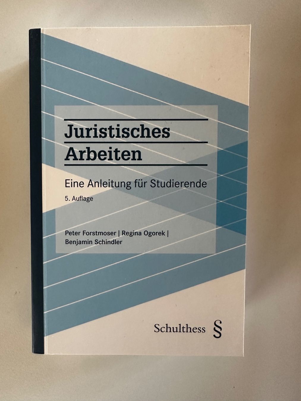 Bücher: Juristisches Arbeiten – Neu (gemäss Beschreibung) aus Pfäffikon SZ von alisnr