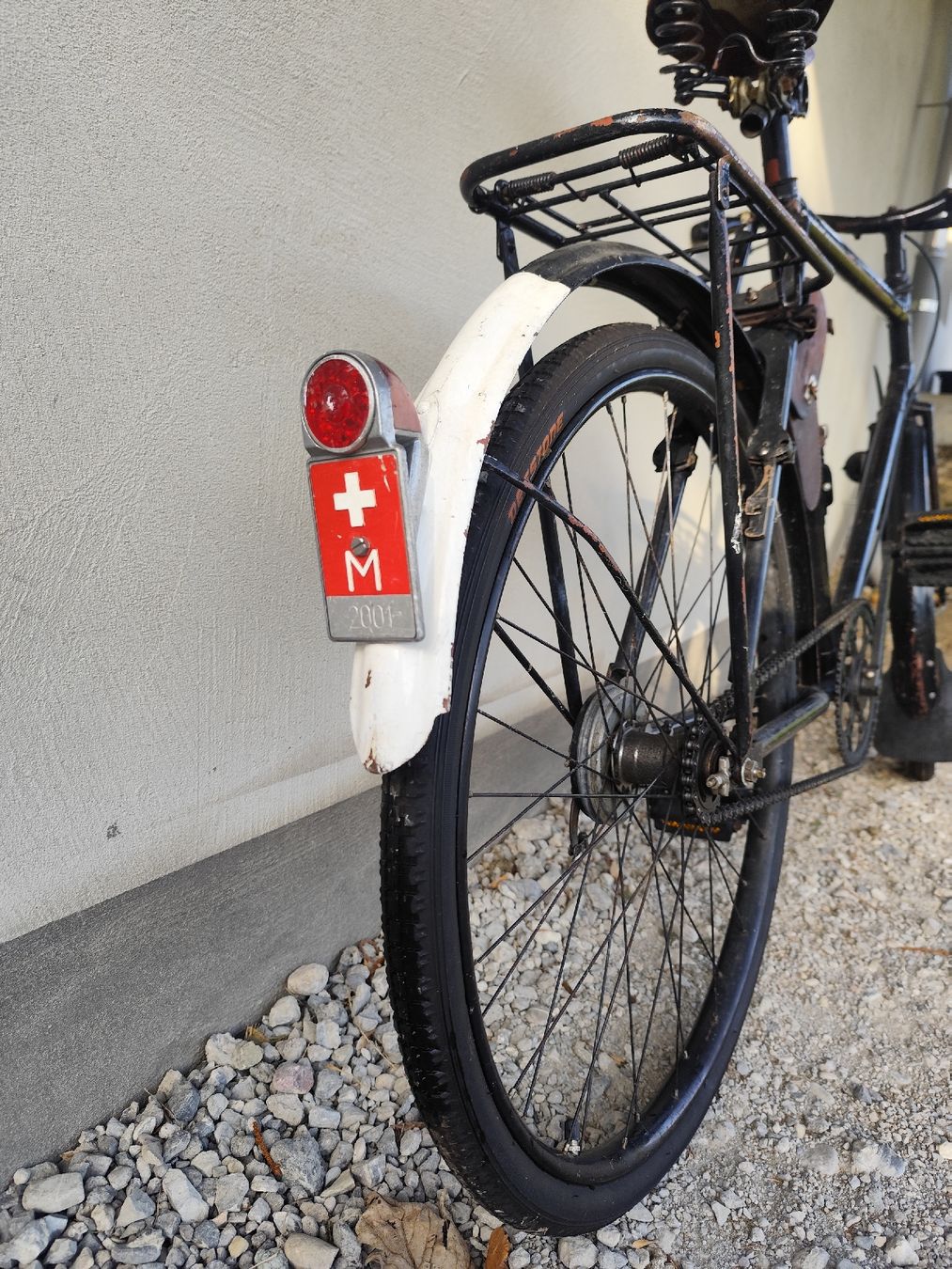 Schweizer Armee Biciclette: Klassisches Militärvelo, neu bereift – Usato da Weissbad venduto da chap03 1