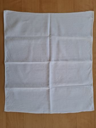 1 weisse Stoffserviette, Vintage