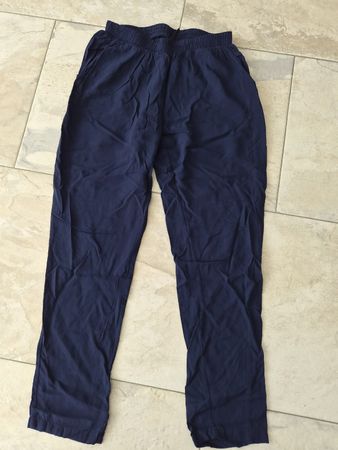 Sommerhose dunkelblau Grösse S, Chicorée 