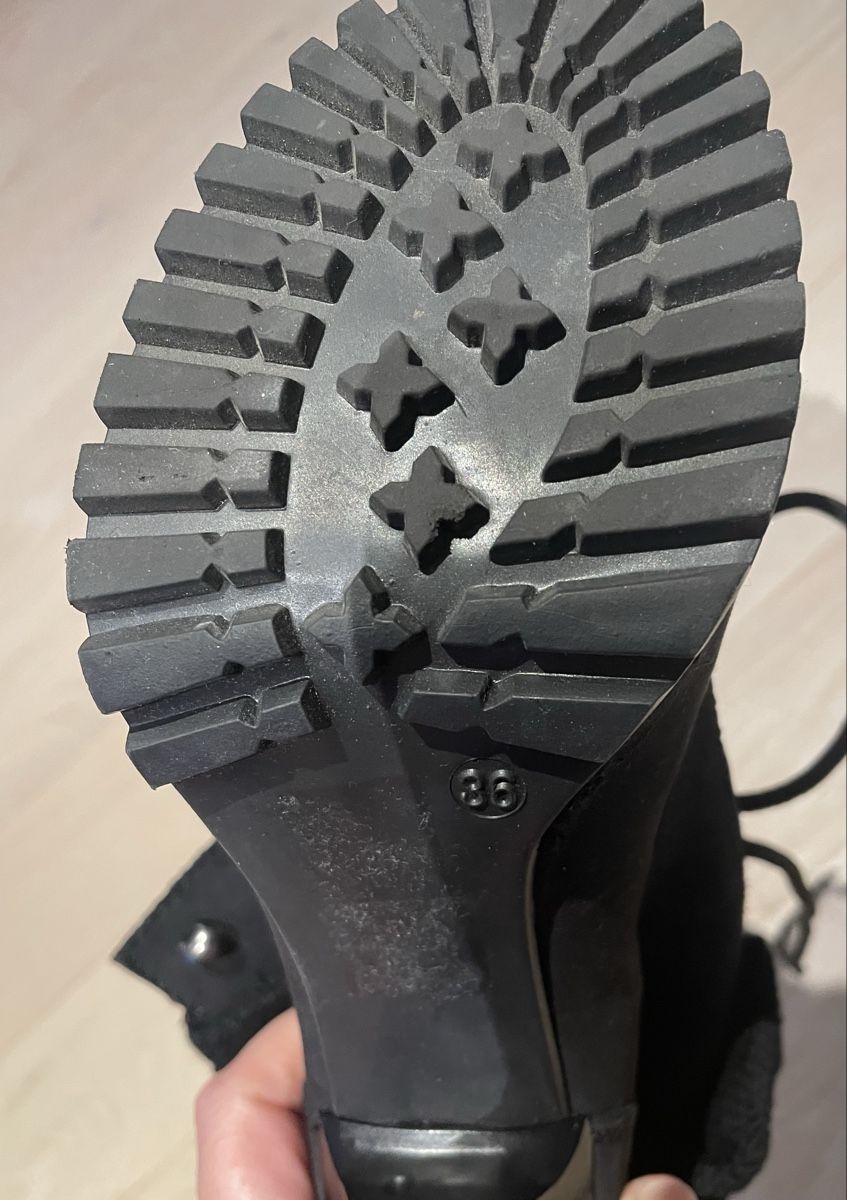 Damenschuhe: Black High Heel Boots, EU 36 – Neu (gemäss Beschreibung) aus Oberwil BL von Stellochkas 3