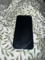 Apple iPhone 12 Midnight Blau