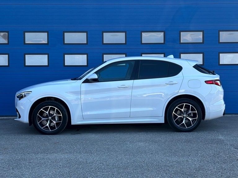 Alfa Romeo Automobili: Alfa Romeo Stelvio Top Zustand – Usato da Münchwilen TG venduto da wiolusia2 3
