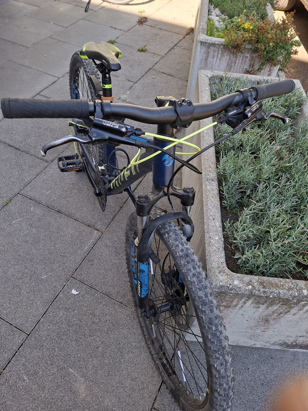 Ghost Biciclette: Kinder Velo Ghost 24" Defekt  – Difettoso da Lyss venduto da tgl_lyl8 1