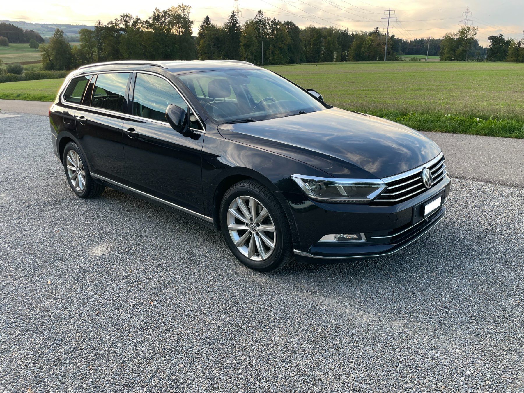 VW Autos: VW Passat B8 Combi 2.0TDi DSG – Gebraucht aus Auw von Neo_z2rq 1