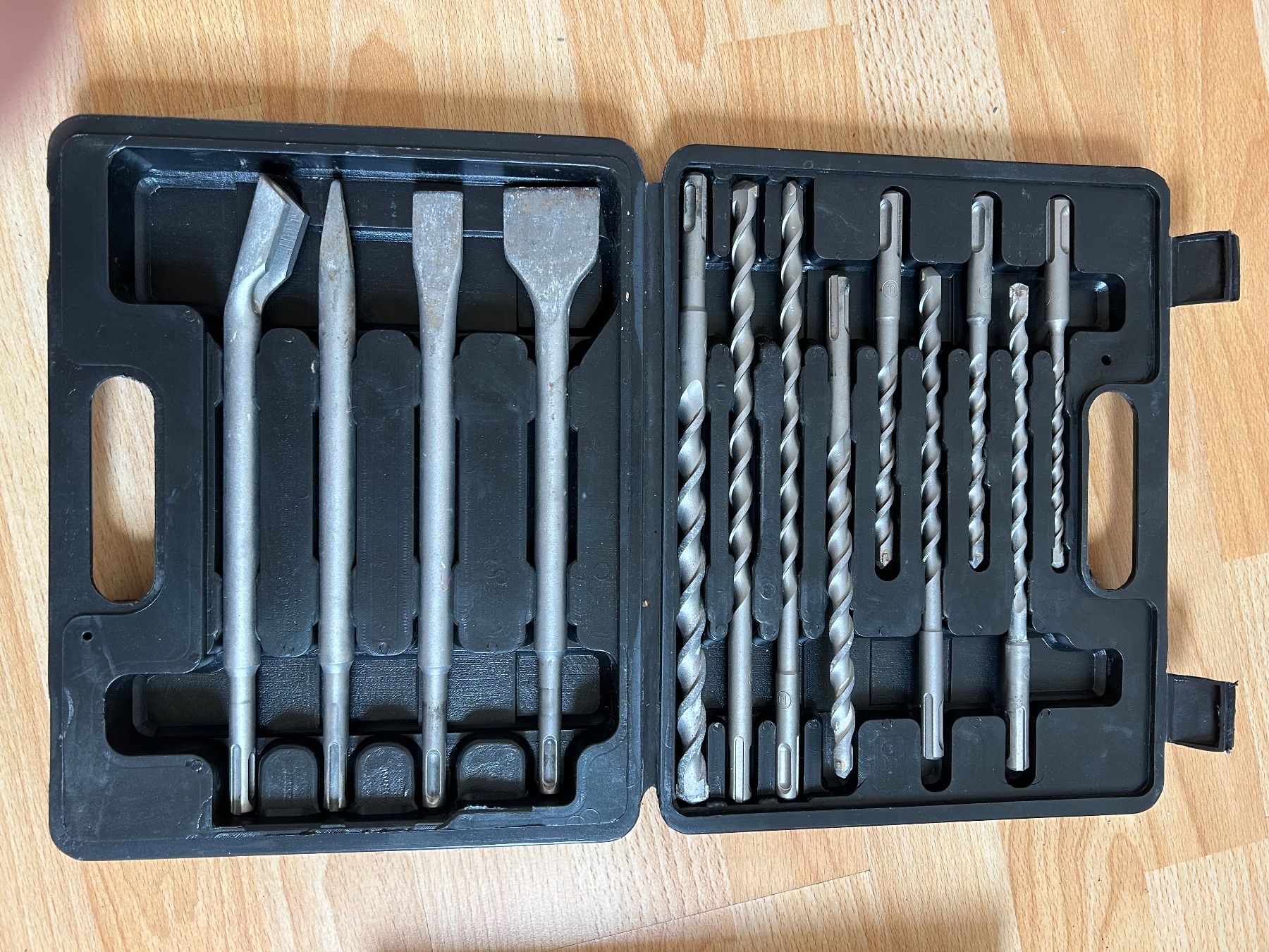 Tous les outils: Jeu de mèches à béton – D'occasion à Courroux par pupaaldi 1