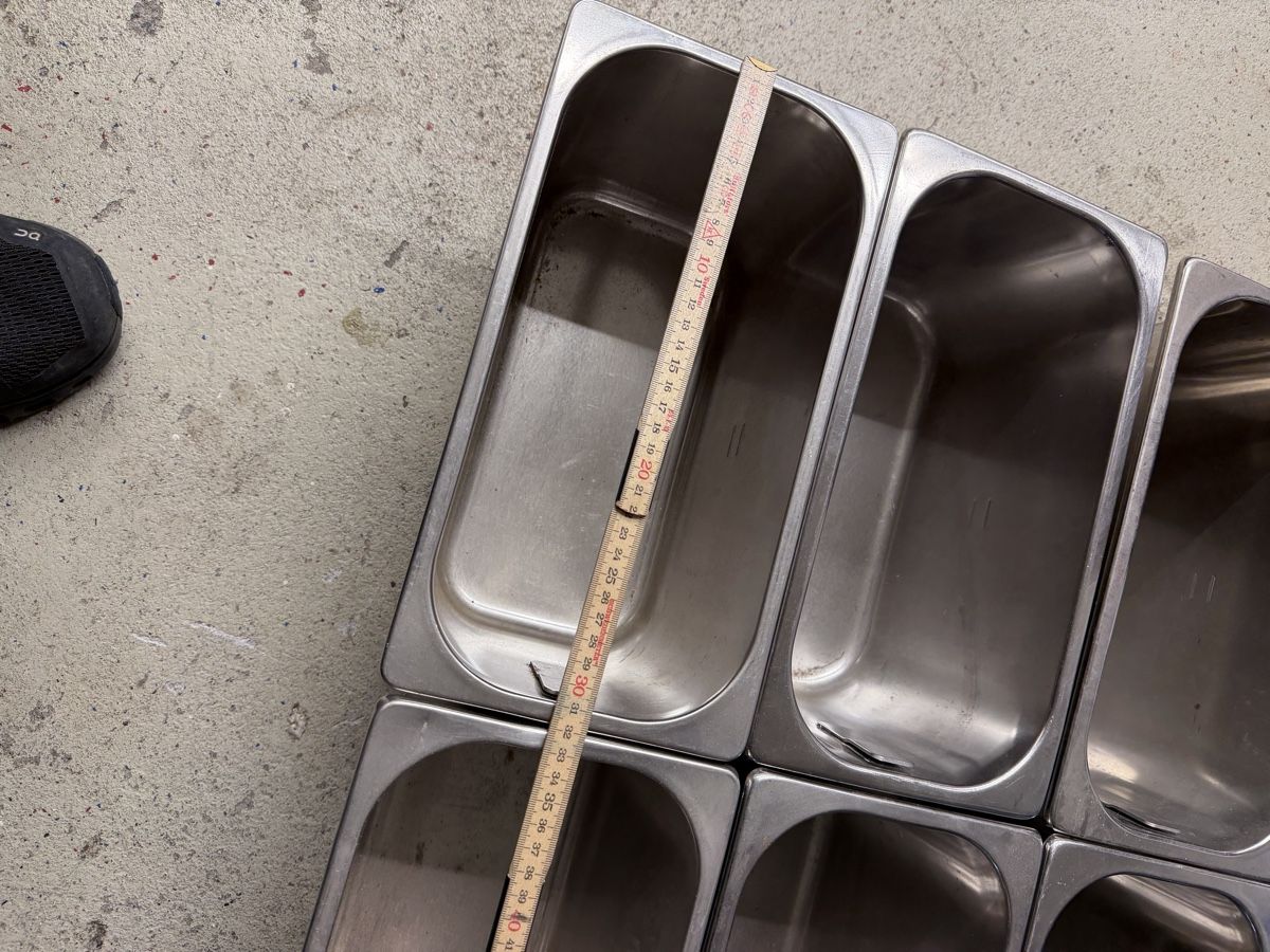 Cucine complete: Gastro-Behälter 7Stk. – Usato da Grosswangen venduto da winkelfeld 3