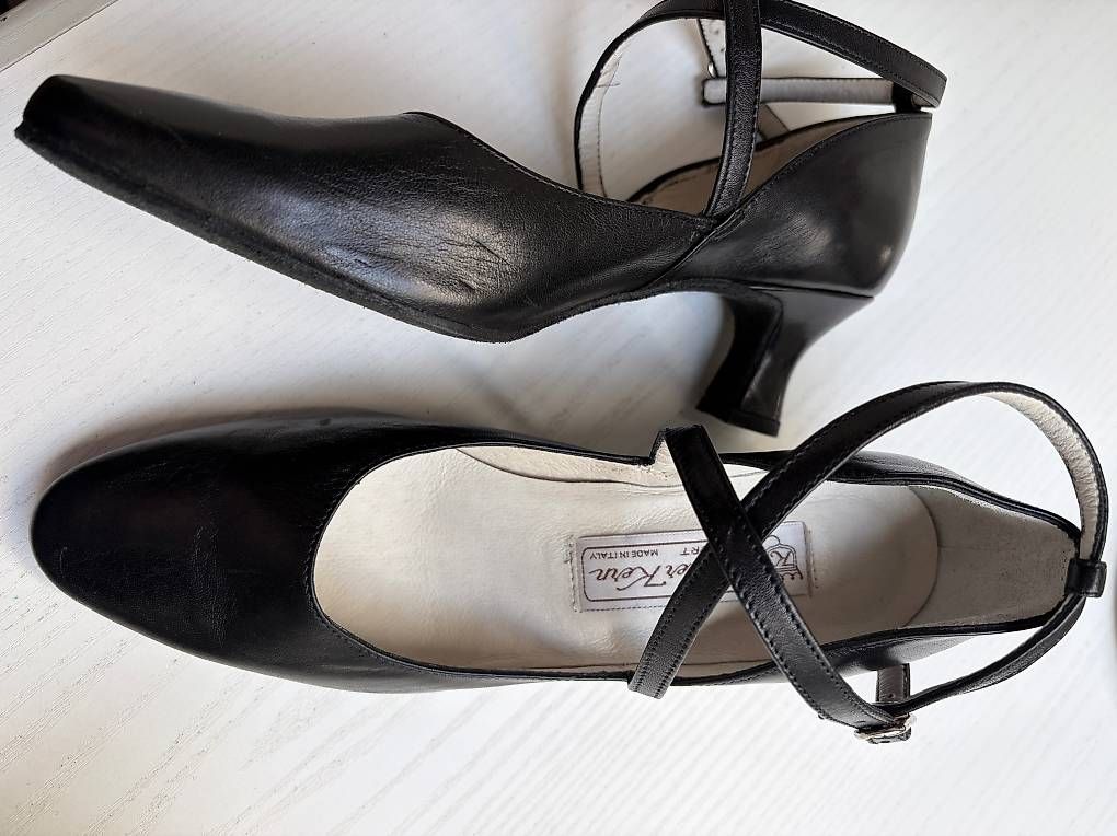 Scarpe da donna: Tanzschuhe Werner Kern Gr.38 – Usato da Jonen venduto da Luzella 1