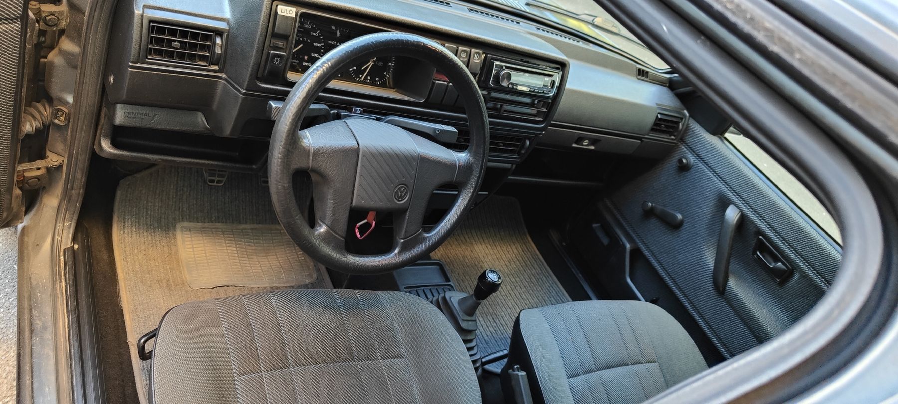 VW Automobili: VW Golf 2 1990  1.6l – Usato da Weinfelden venduto da Corinn.E 4