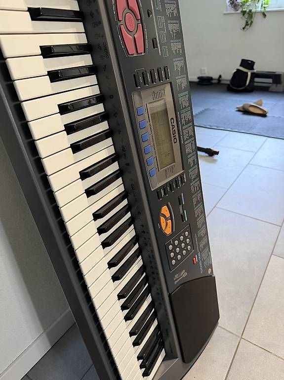 Musikinstrumente: Casio WK-1200 Keyboard mit 76 Tasten  – Gebraucht aus Steinmaur von VladRico 1