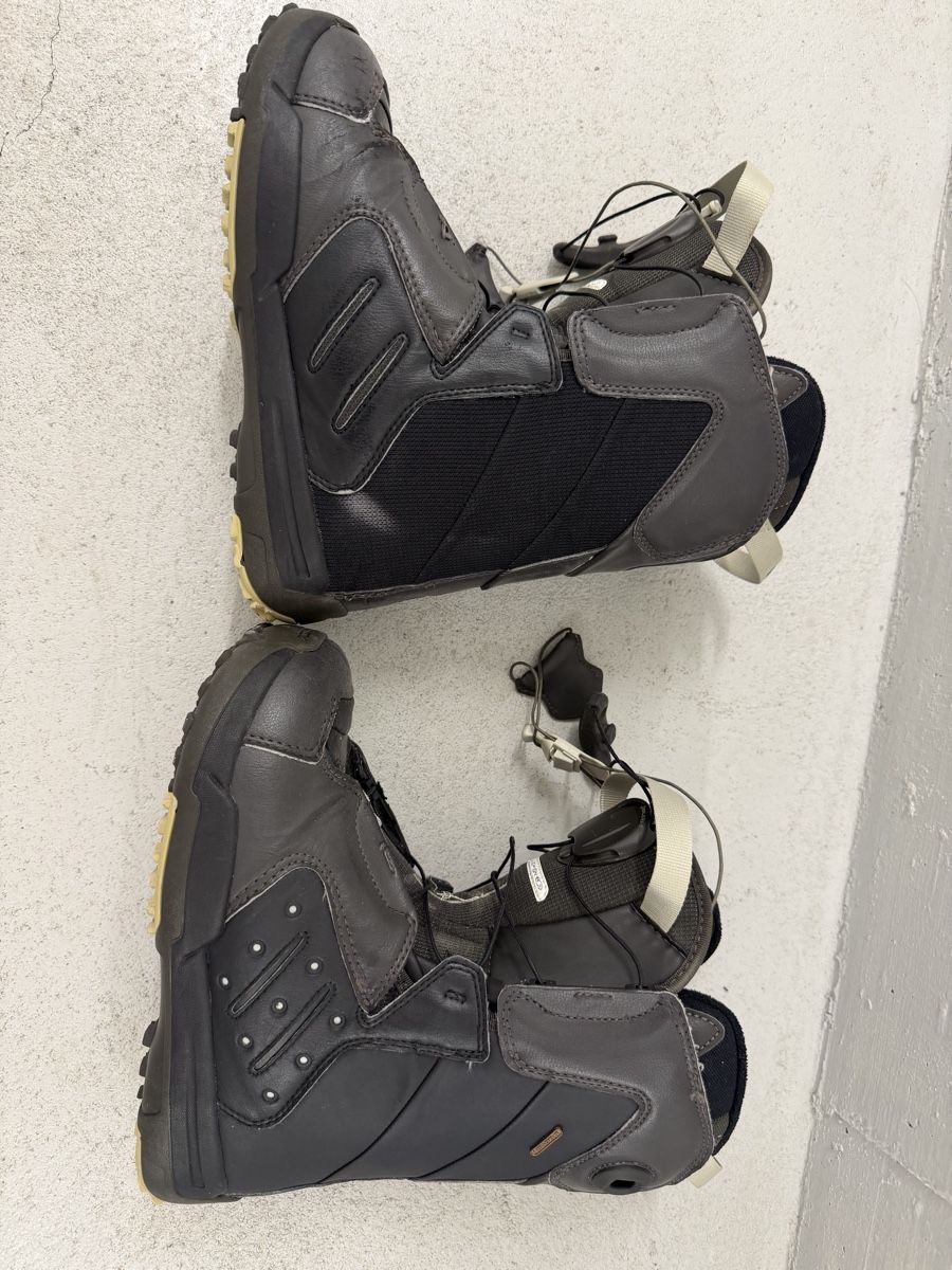 Salomon Chaussures hommes: Salomon Snowboardschuhe Grösse 37 – D'occasion à Luzern par vawy_96 1