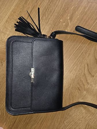 Kleine schwarze Handtasche