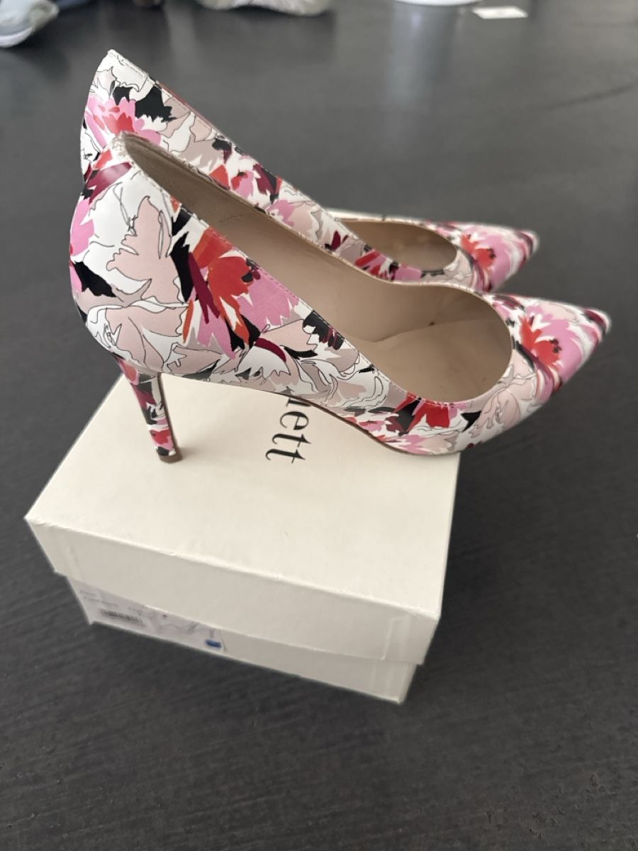 Scarpe da donna: L.K. Bennett Heels floral size 41 – Usato da Basel venduto da zestrila 1