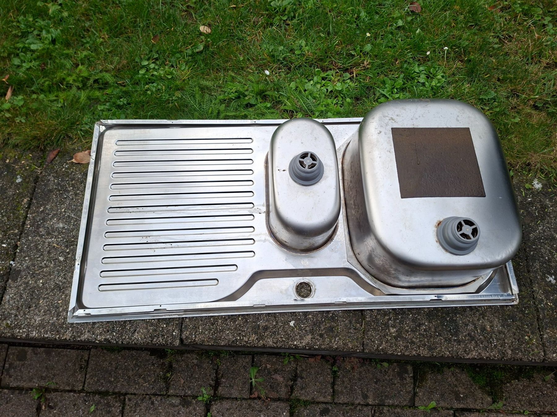 Lavabi & lavandini: Lavabo – Usato da Fehraltorf venduto da edi_27vq 1