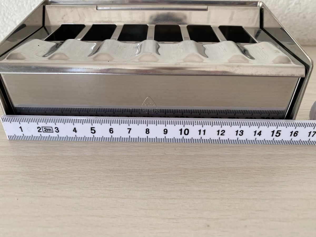 Aschenbecher: 6 Aschenbecher mit Wandhalterung – Neu (gemäss Beschreibung) aus Hägglingen von Karin0802 8