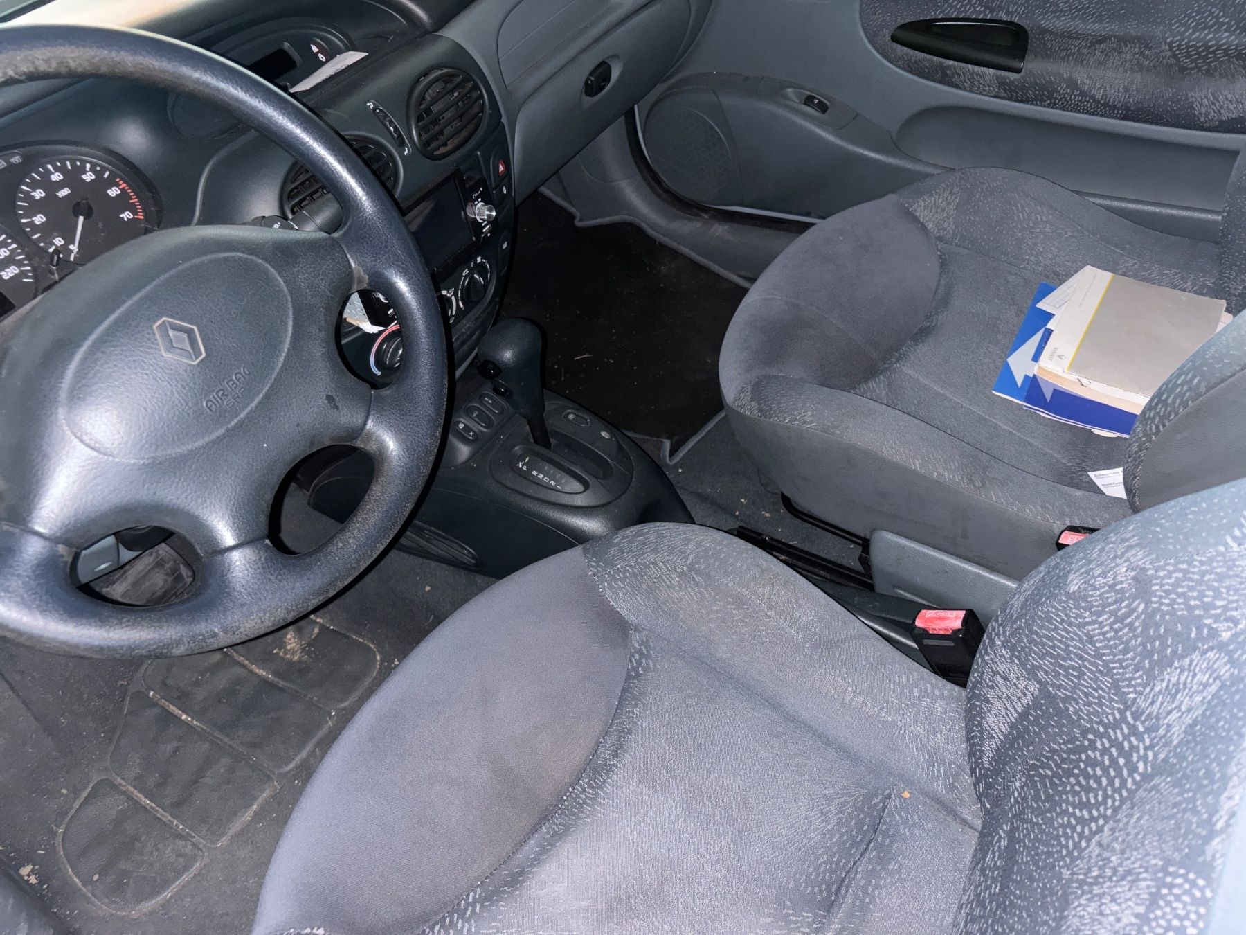 Renault Autos: Renault Mégane décapotable – Gebraucht aus Lengnau BE von Joseph.BertrandO 5