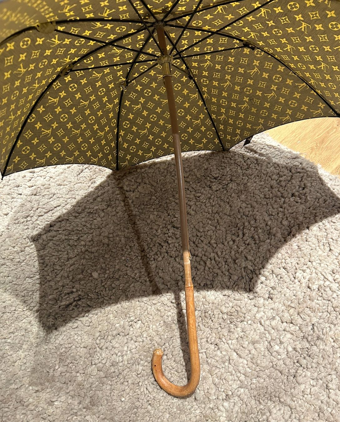 Ombrelloni: Vintage Louis Vuitton parasol – Usato da Zollikon venduto da kmg1 2