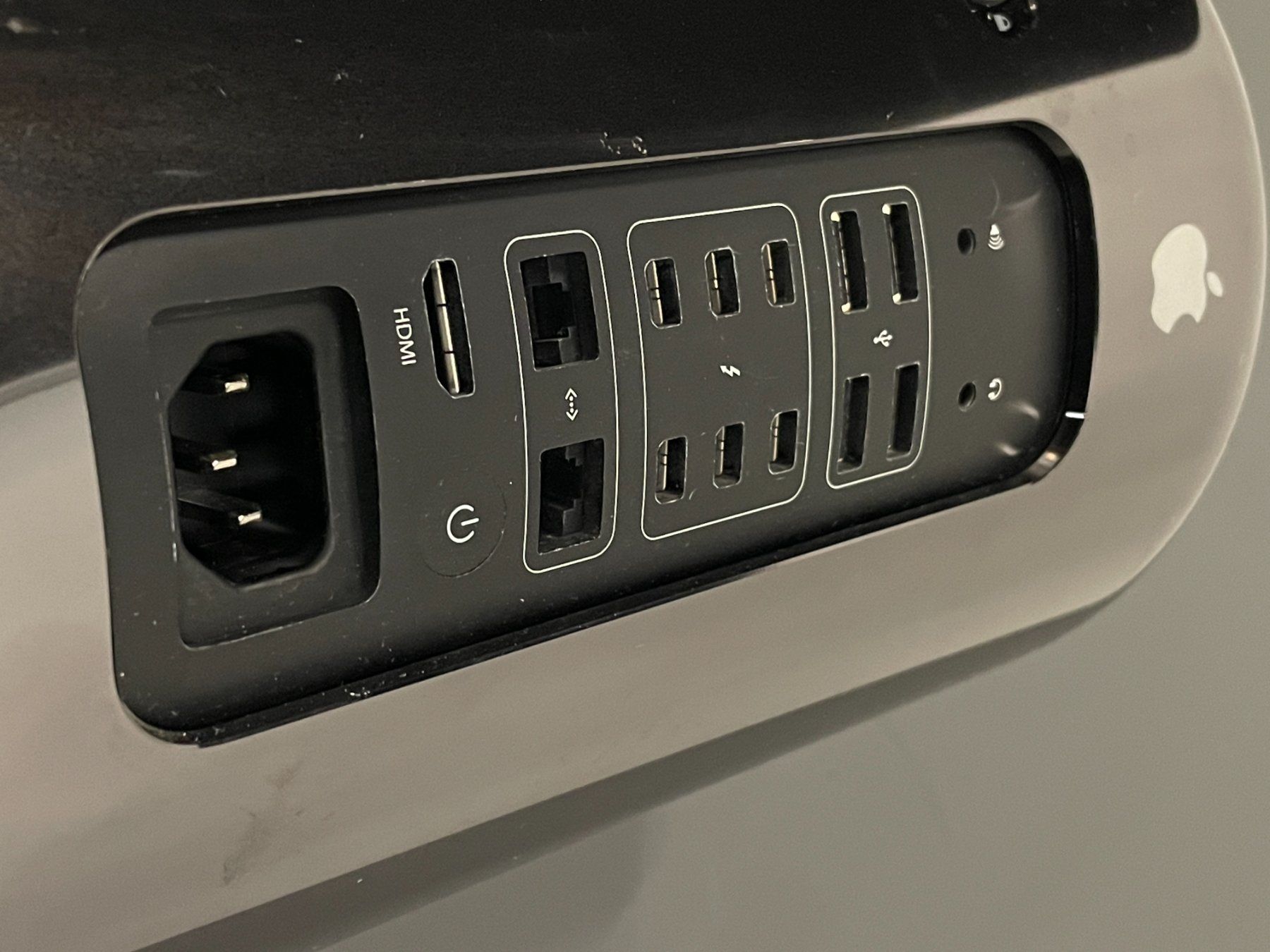 Apple PCs: Mac Pro 2013 Xeon E5 Parts – Gebraucht aus Vaduz von mar_5rks 1