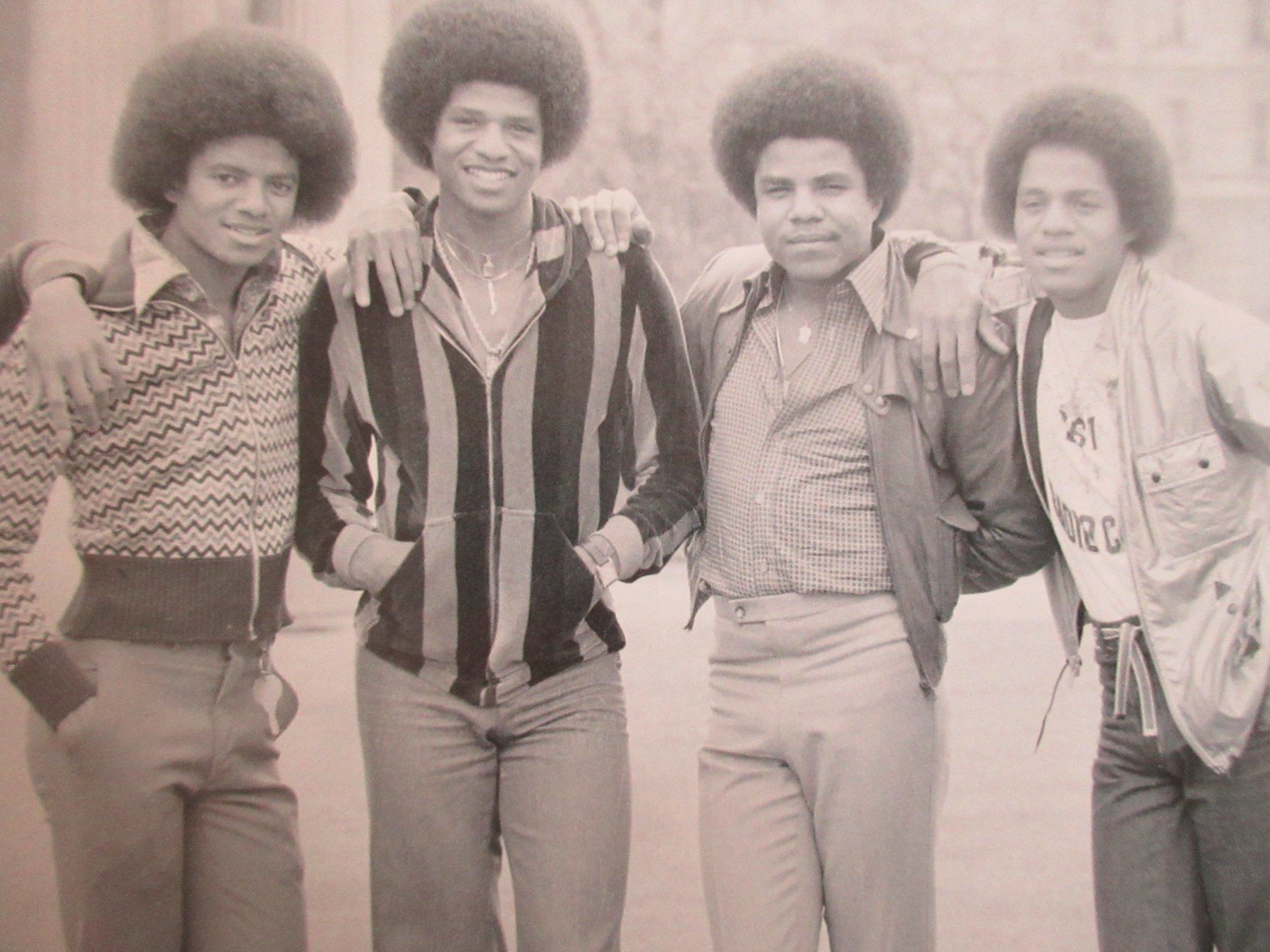 Libri: Ein Biographisches Bilderalbum von Michael Jackson – Usato da Madiswil venduto da Mamaro 2