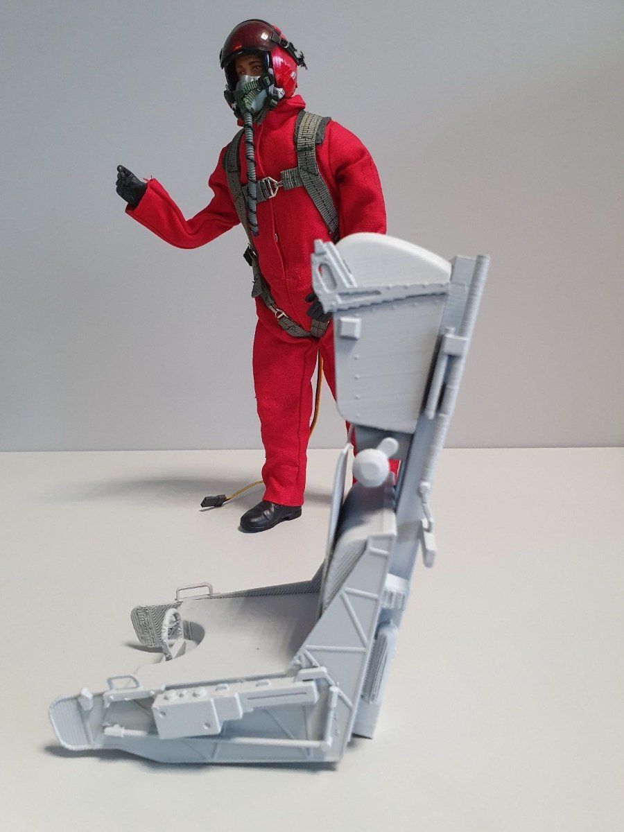 Kit di modellismo & Modellini statici: Schleudersitz Martin Baker 1/7 - 1/6 – Nuovo e nell'imballaggio originale da Balsthal venduto da Jetline 1