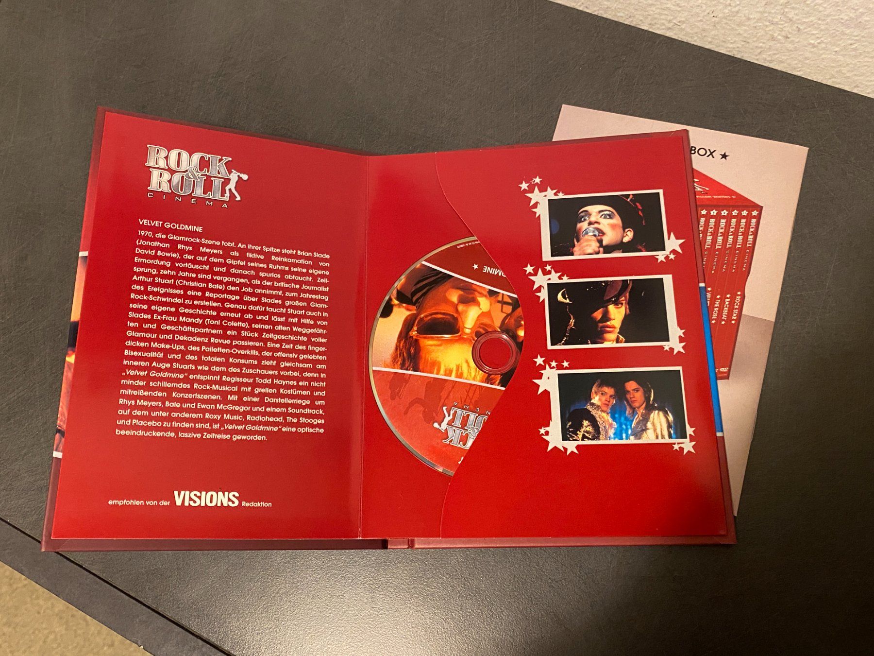 Tutti i DVDs: Velvet Goldmine DVD – Nuovo (secondo la descrizione) da Basel venduto da FatCatPacksTheRatt 1