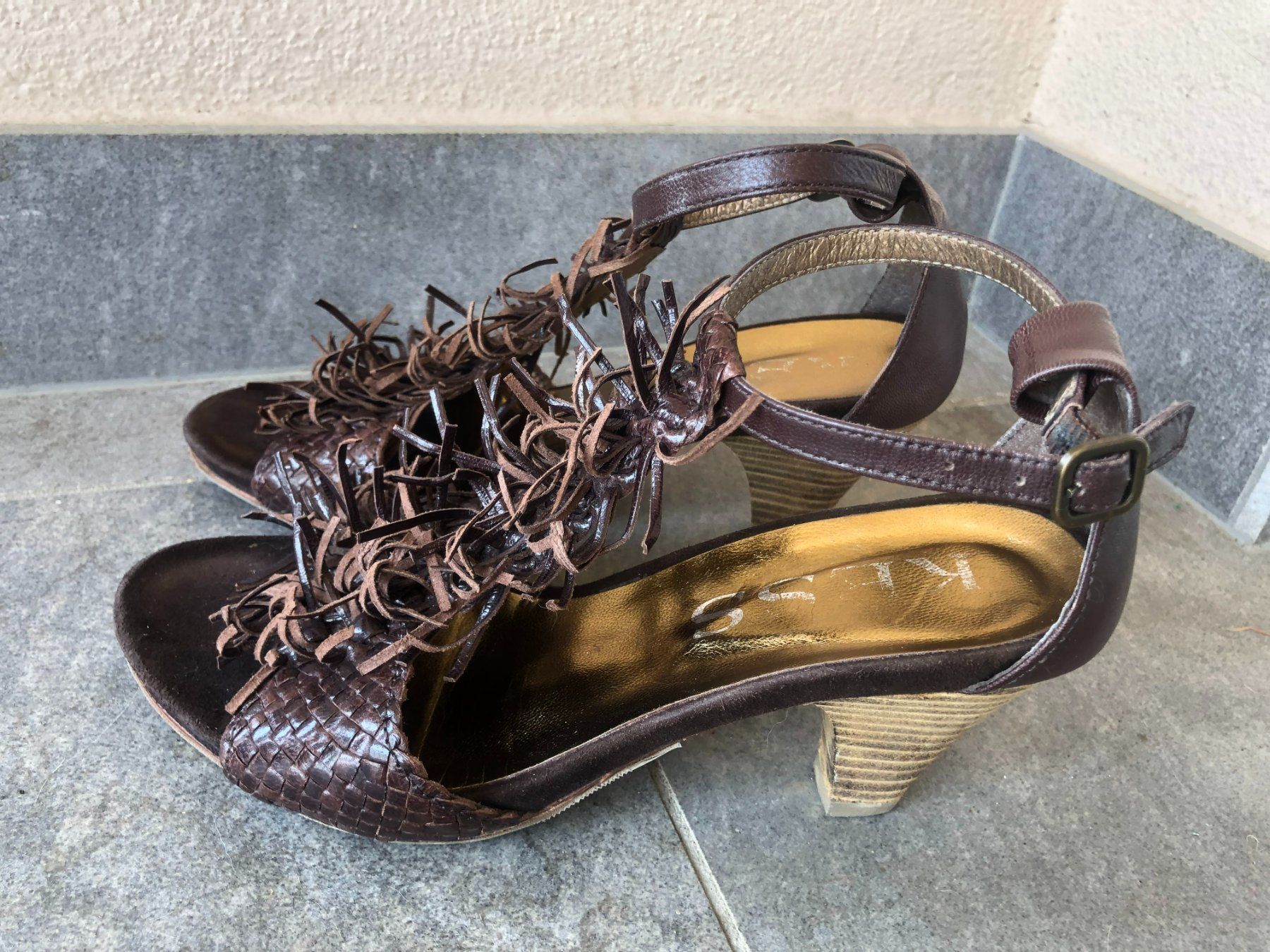 Damenschuhe: Sandalette von Kiss – Neu (gemäss Beschreibung) aus Contra von Oly_93 1