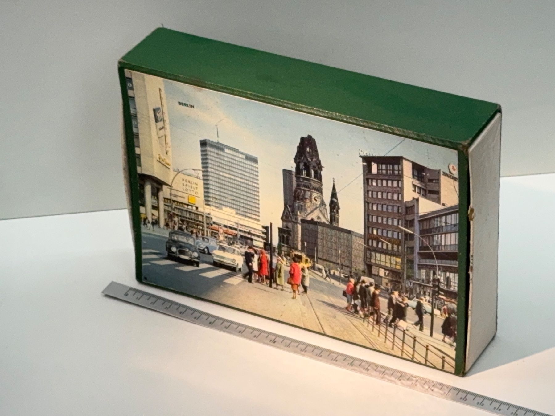 Accendini: Berlin Streichhölzer Box, Vintage, – Usato da Lostorf venduto da Peschmi10 4