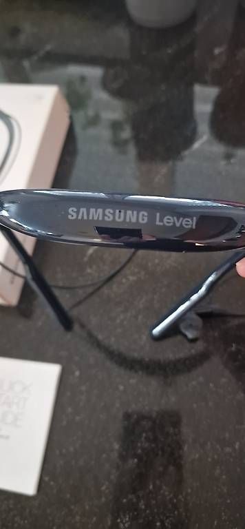 Samsung Cuffie: Samsung Bluetooth Kopfhörer  Neu! – Usato da Berg TG venduto da bohnecatrin 1