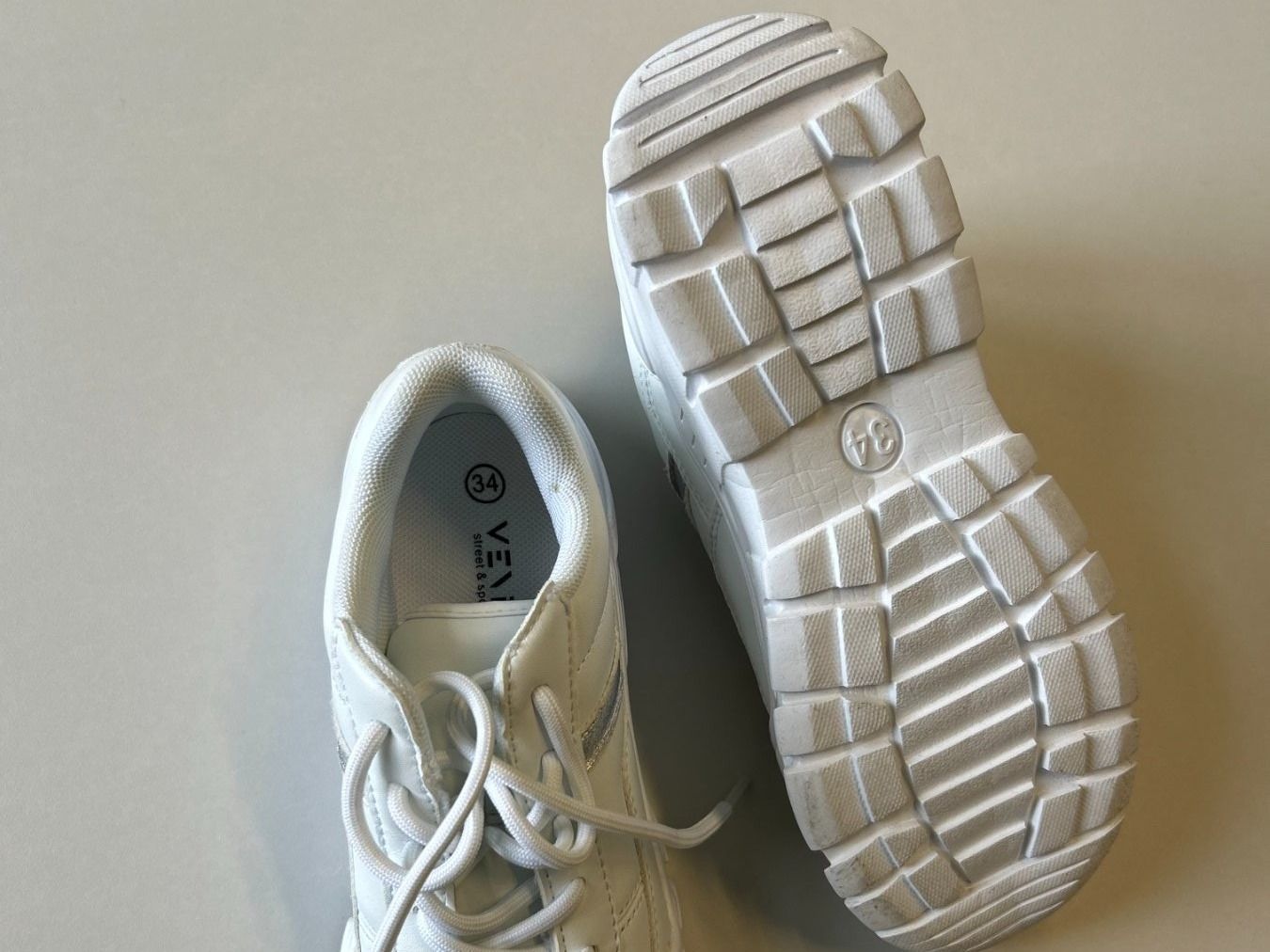 Herrenschuhe: Kinderschuhe Sneaker Venice Grösse 34 NEU – Neu (gemäss Beschreibung) aus Zürich von kun_d8p9 3