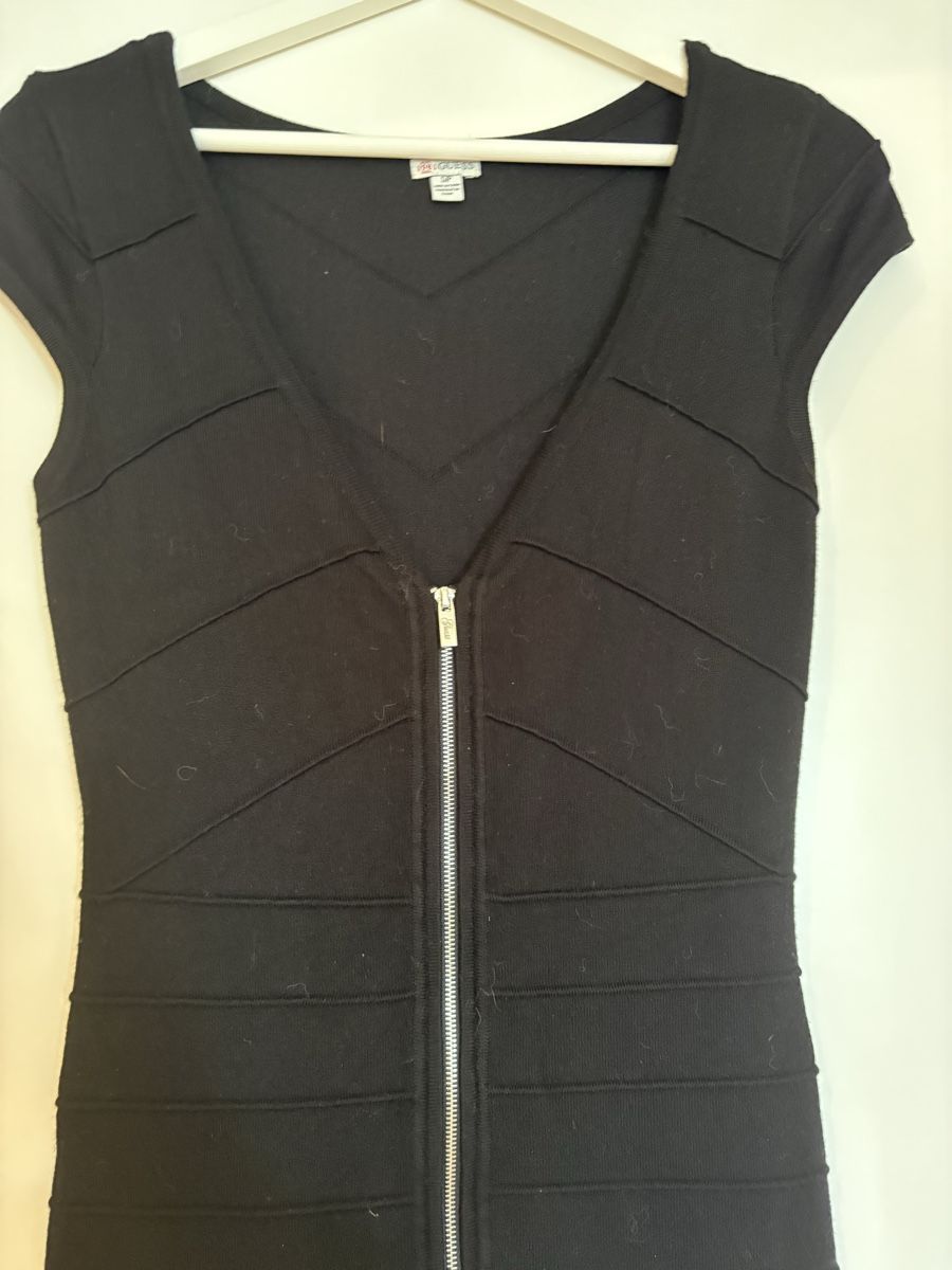 Guess Vestiti: Guess Kleid schwarz Grösse S  – Nuovo (secondo la descrizione) da Güttingen venduto da Aberni81 1