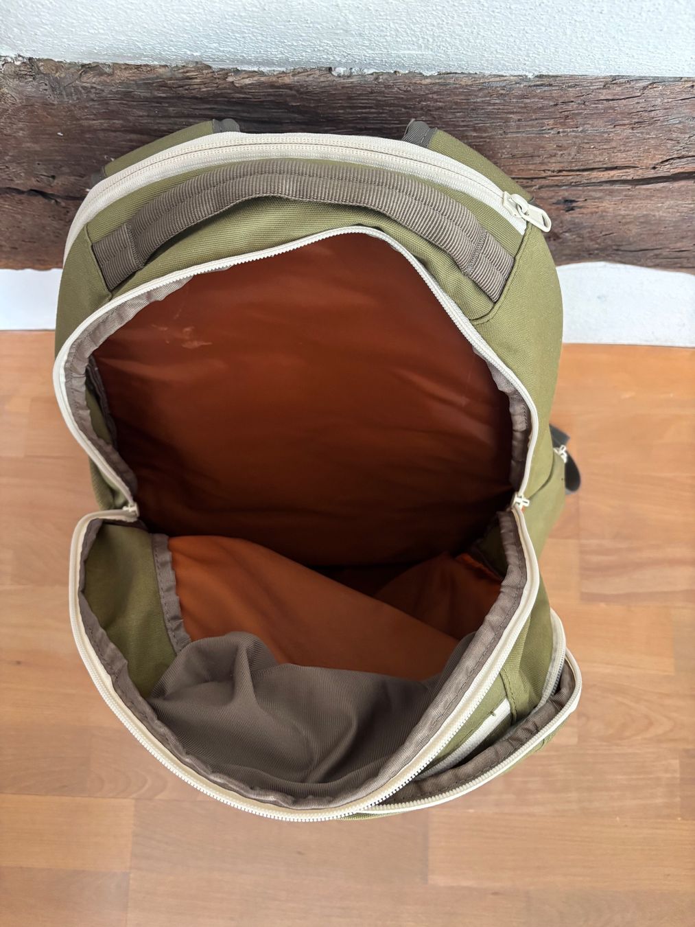 Dakine Zaini: Schulthek Dakine Olive – Usato da Rüdlingen venduto da timjag 2