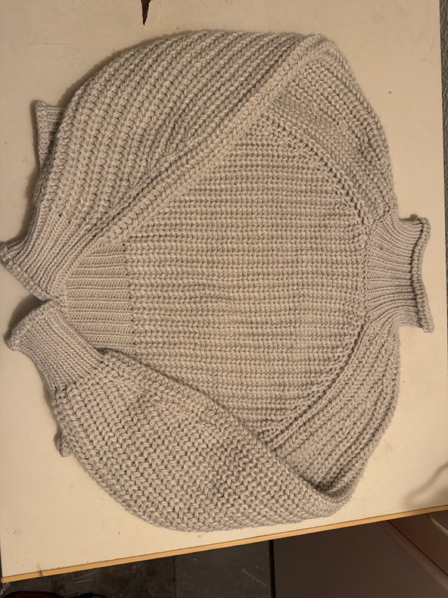 H&M Maglioni & Felpe: Damen Pullover H&M beige grob gestrickt Grösse S – Nuovo (secondo la descrizione) da Luzern venduto da Lorena.haj