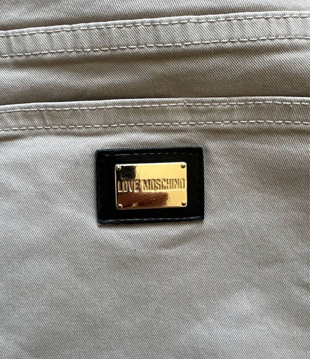 Moschino Hosen: Moschino Hose  – Gebraucht aus Pfäffikon ZH von Nataliia. 3