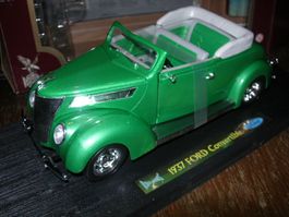Ford 1937 Convertible * Yat Ming Road Legends 1:18