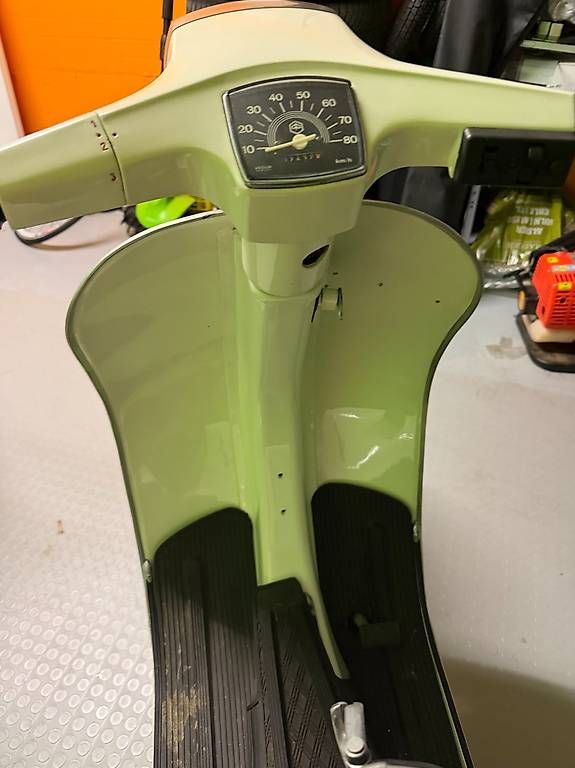 Scooter: Stupenda Vespa 50 Special Originale  – Usato da Melano venduto da davide.caccetta 3