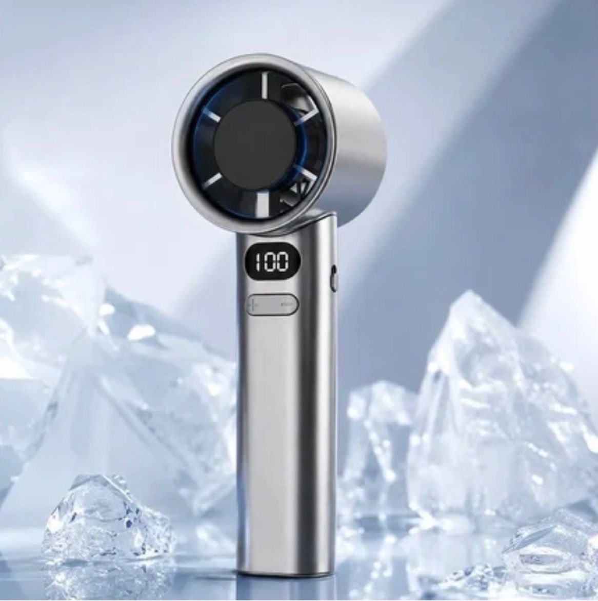 Ventilatori: Tragbarer Ventilator silber mit Display, neu – Nuovo e nell'imballaggio originale da Schötz venduto da cla_rvq5