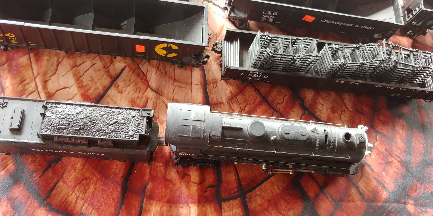 Lionel Modellini di ferrovie: Lionel Dampflok mit div. Güterwagen O – Usato da Waltenschwil venduto da Ardnas007 5