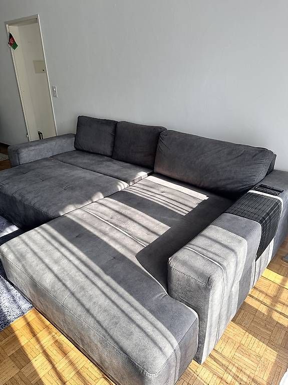 Sofas: Ecksofa mit Bettfunktion – D'occasion à Pfäffikon ZH par gha_p8n7 3