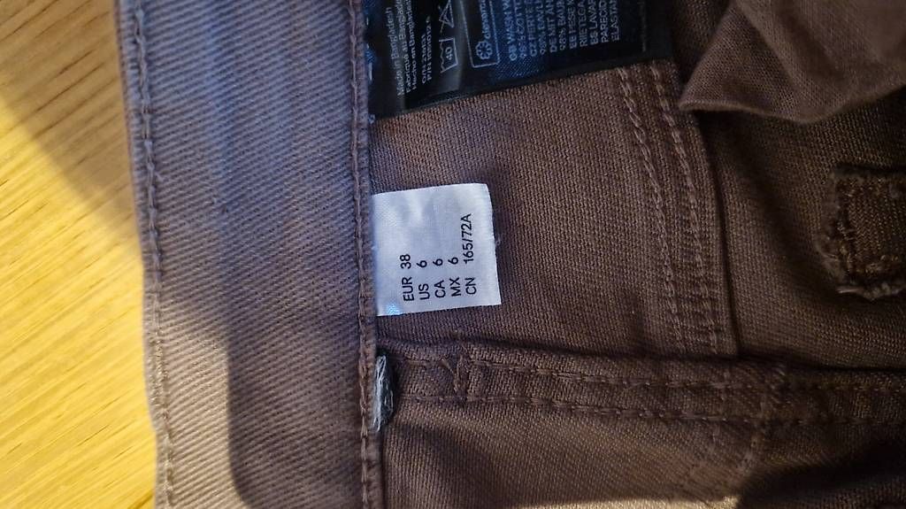 Hosen: Braune high waist Hose Gr 38 – Gebraucht aus Eglisau von marasofia 1